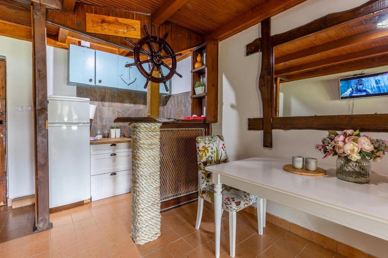 Lake House Buric Vranjina ภายนอก รูปภาพ