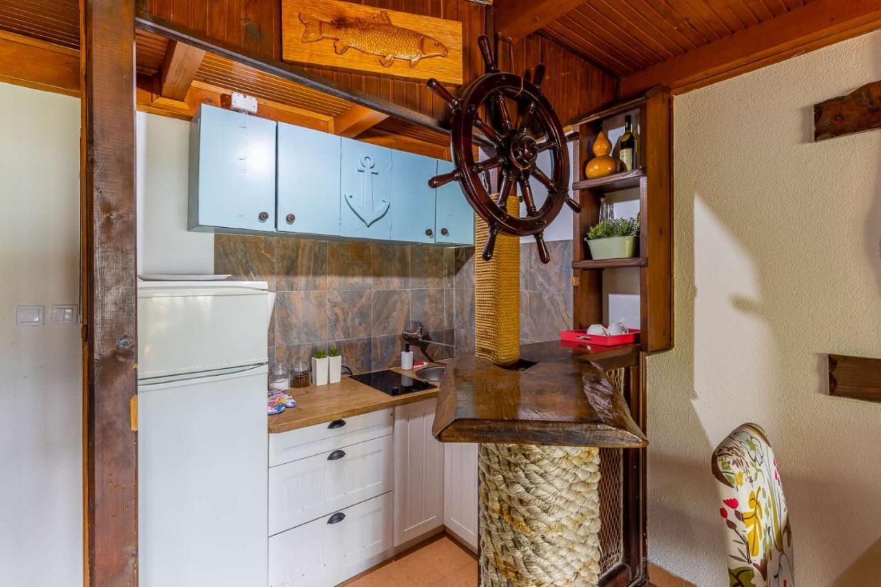 Lake House Buric Vranjina ภายนอก รูปภาพ