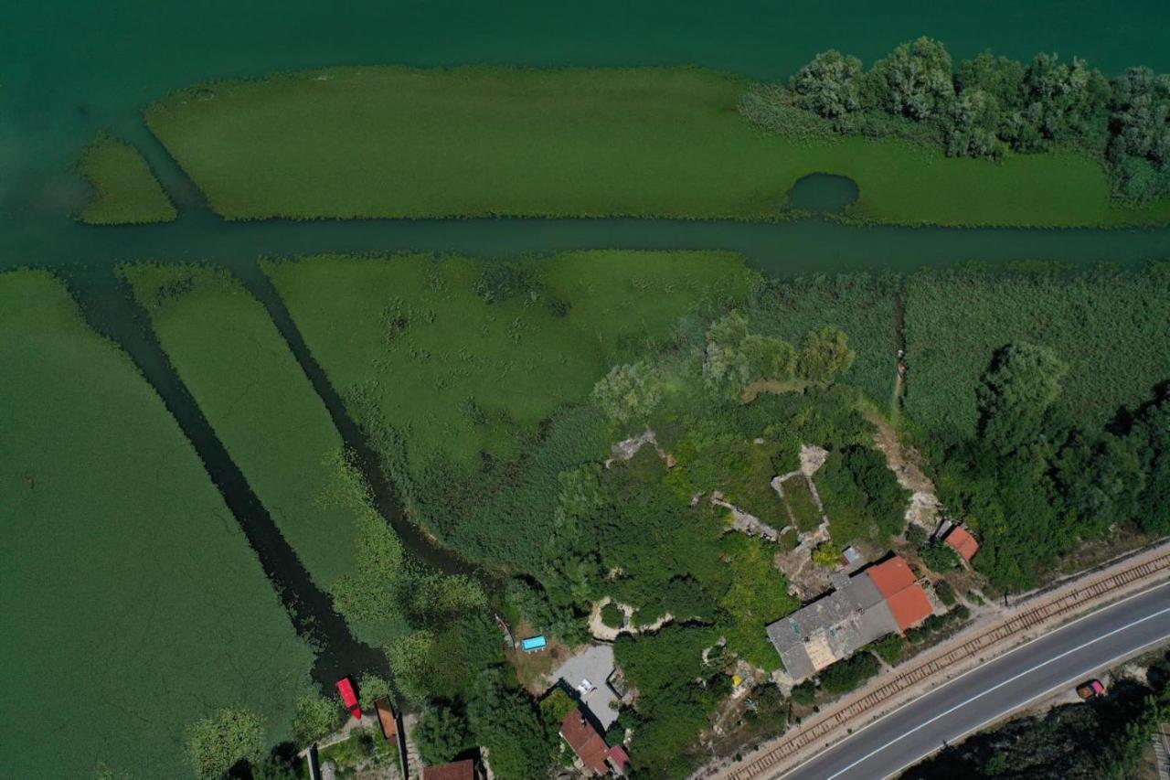 Lake House Buric Vranjina ภายนอก รูปภาพ