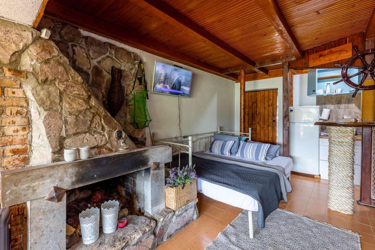 Lake House Buric Vranjina ภายนอก รูปภาพ