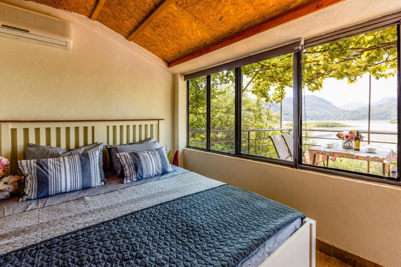 Lake House Buric Vranjina ภายนอก รูปภาพ