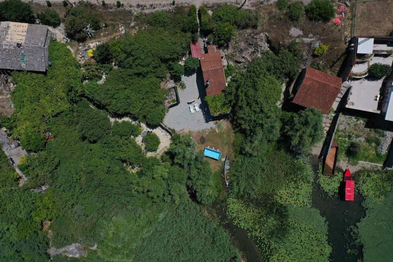 Lake House Buric Vranjina ภายนอก รูปภาพ